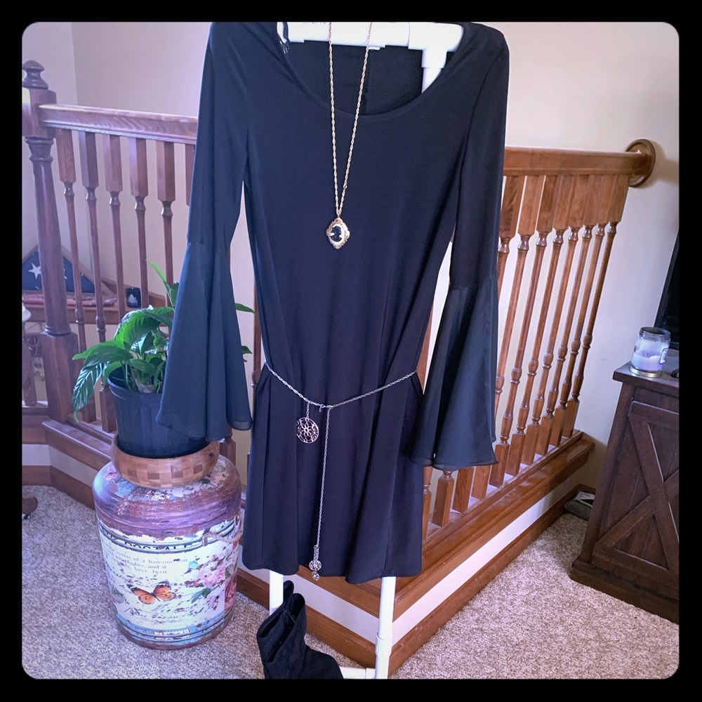 🦚NWT’s Midnight Hour Dress with Wide Bell Sleeves